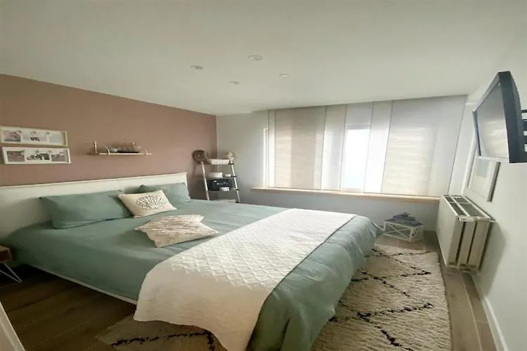3-Bedroom Apartment In Middelkerke