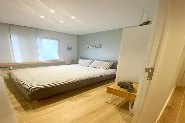 3-Bedroom Apartment In Middelkerke